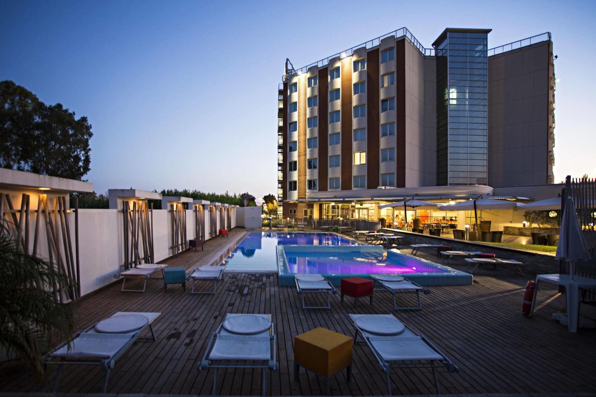 Novotel Salerno Est Arechi Exterior photo